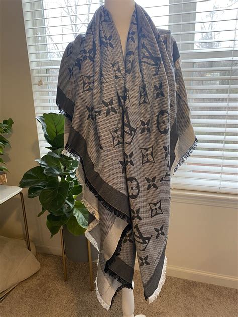 louis vuitton noir monogram|louis vuitton monogram shawl.